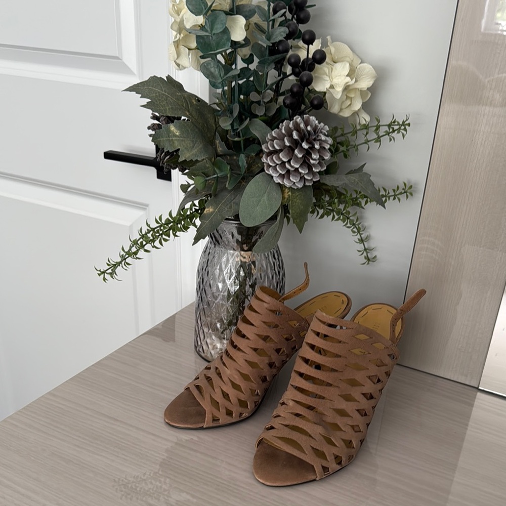 Nine West Brown Lattice Mules